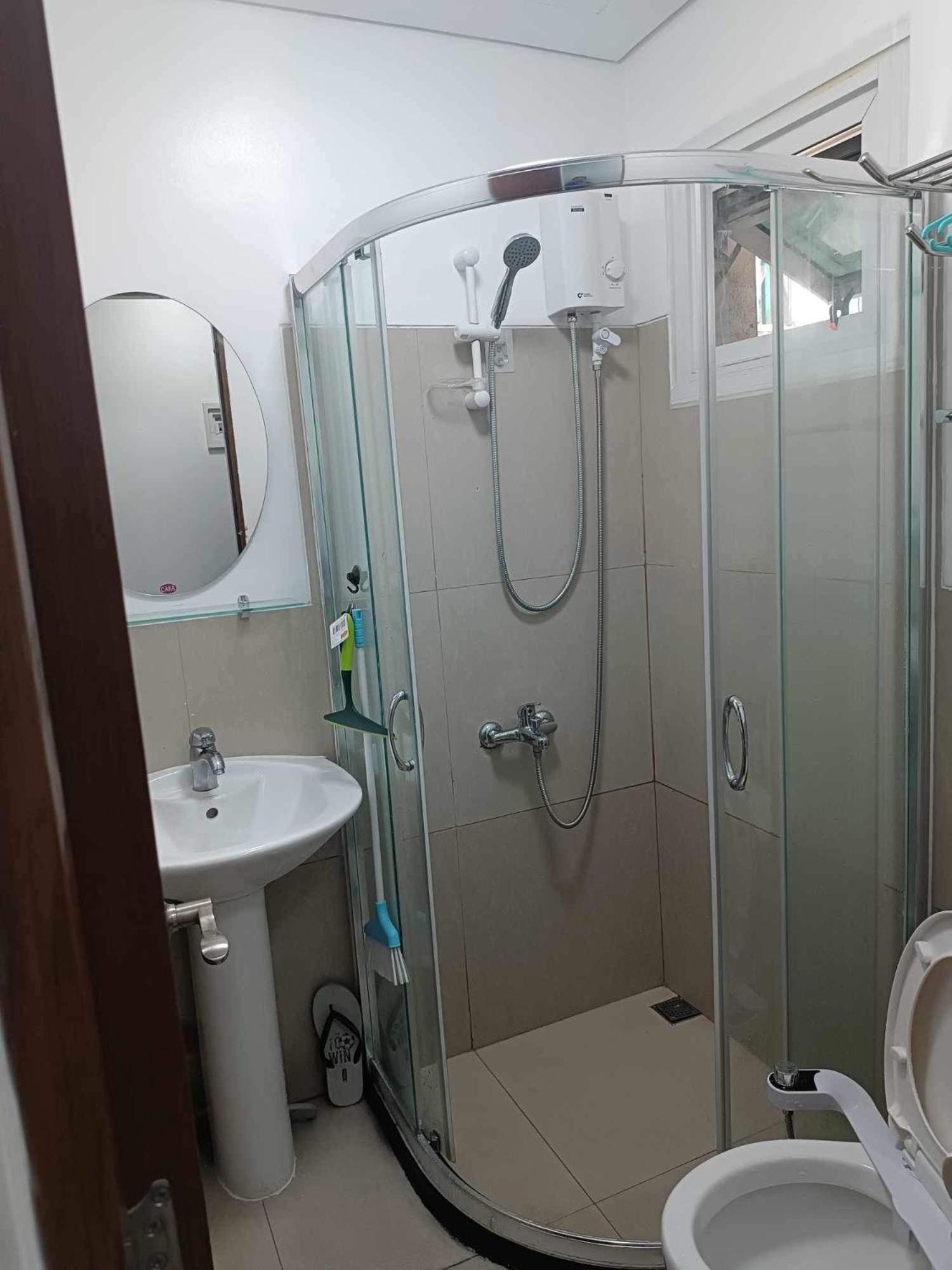 Avery Condo Suite At The Beacon Makati Makati City Exterior photo